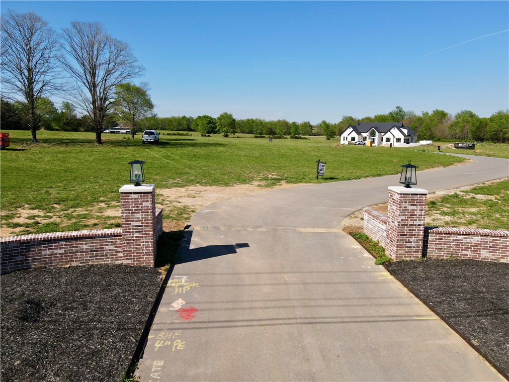 Booth Building and Design Minor Subdivis - Land