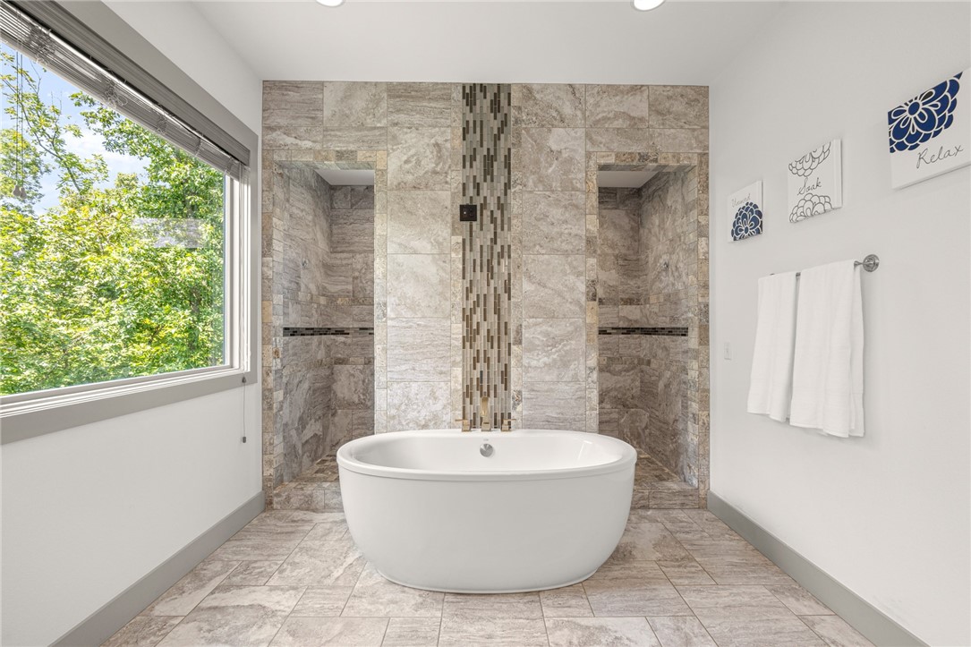 Oak Tree Centerton - Residential