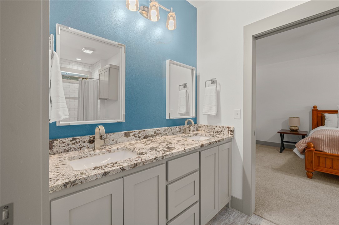 Oak Tree Centerton - Residential