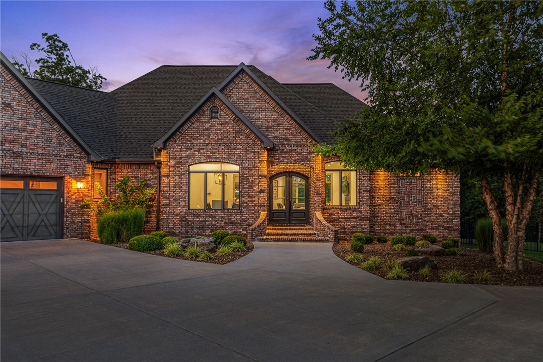 Oak Tree Centerton - Residential