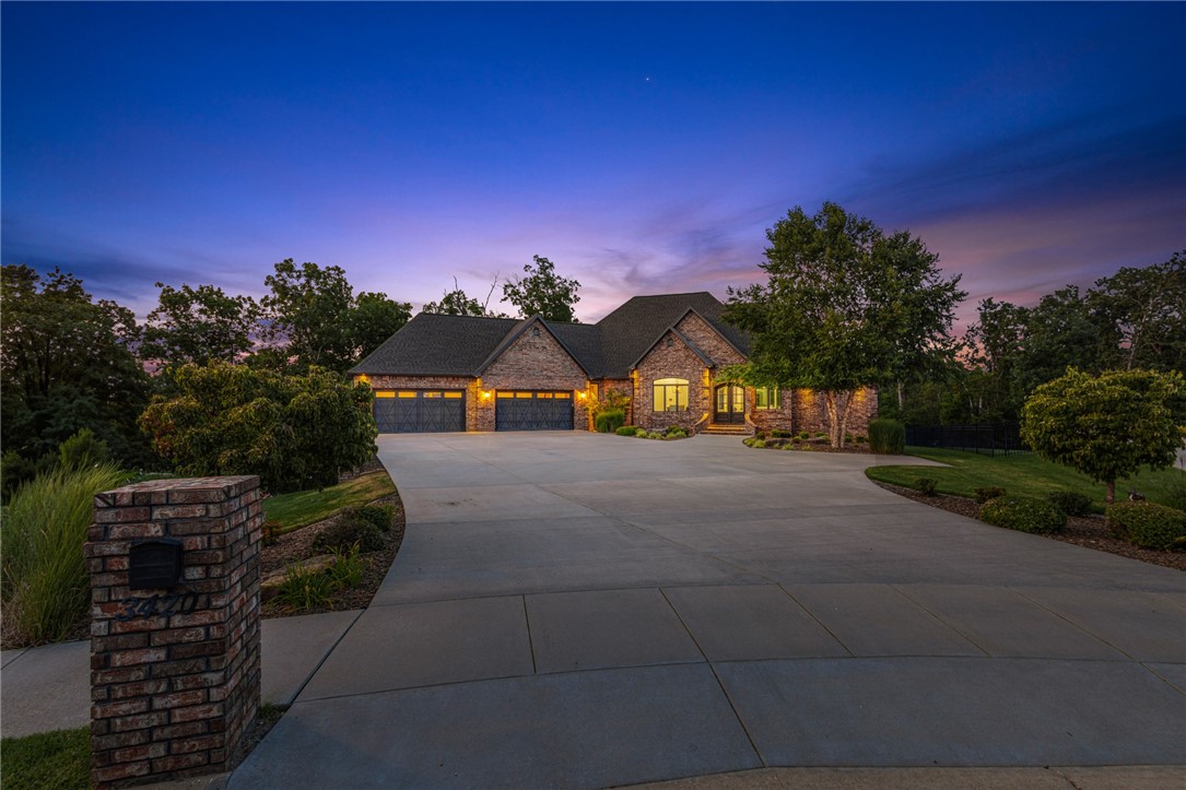 Oak Tree Centerton - Residential