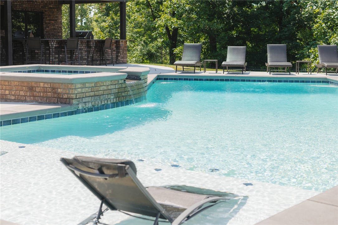 Oak Tree Centerton - Residential