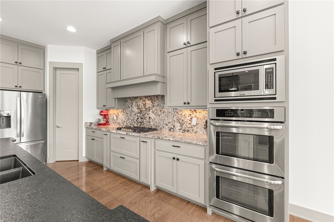 Oak Tree Centerton - Residential