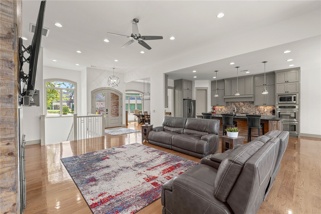 Oak Tree Centerton - Residential