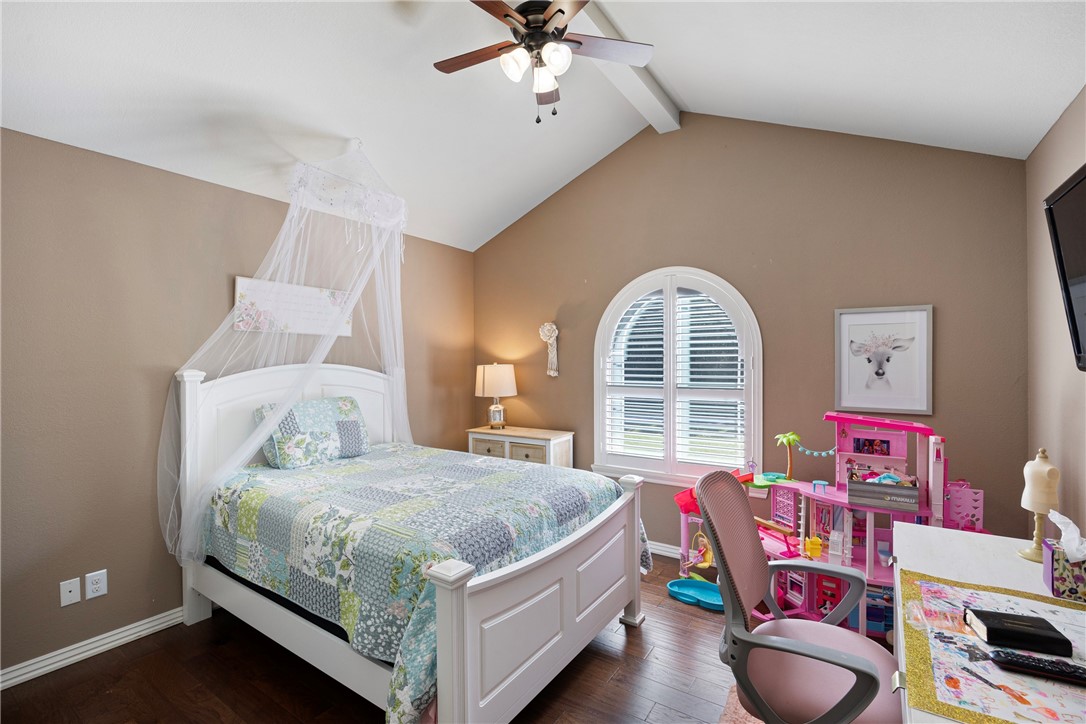 Rock Wall Heights - Residential