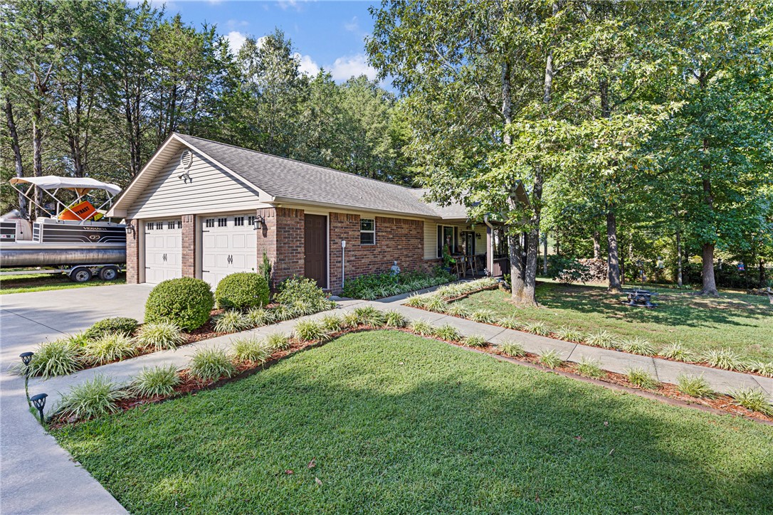 Rock Wall Heights - Residential