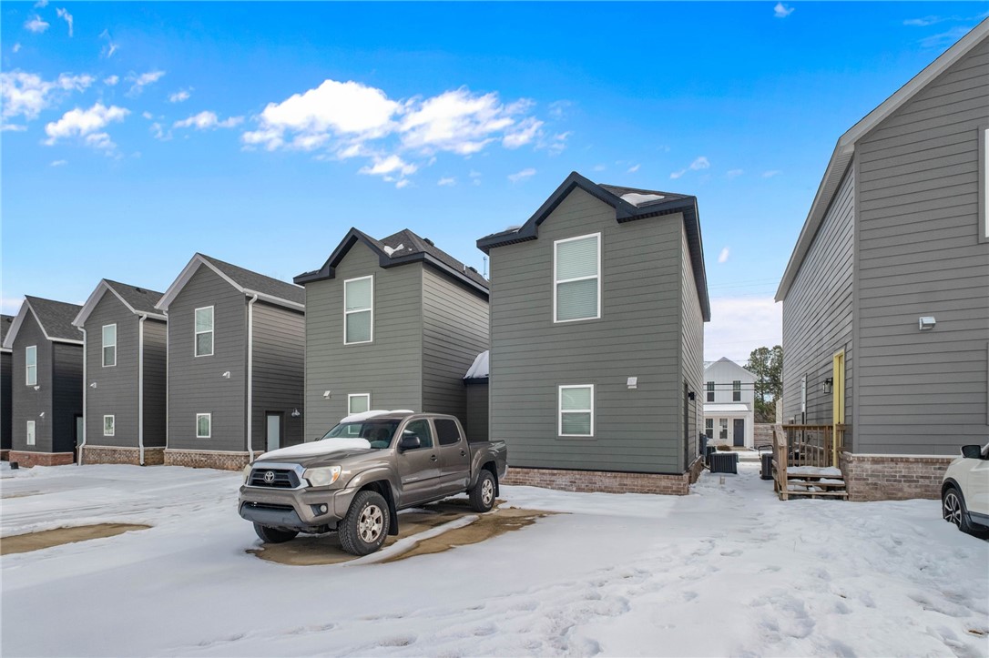 Fayetteville Outlots - Residential Income