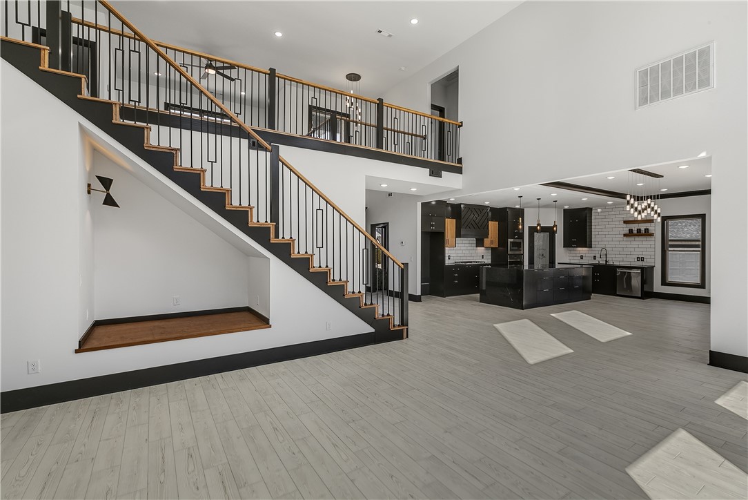 Oak Tree Centerton - Residential