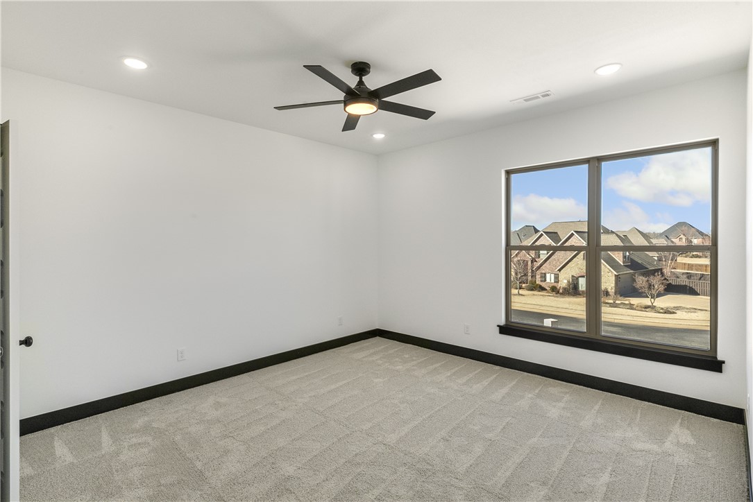 Oak Tree Centerton - Residential