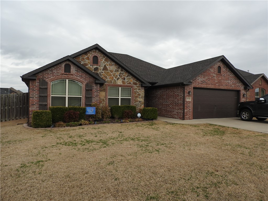 Excellent condition. 3 bed 2 bath 2 car garage. Must see