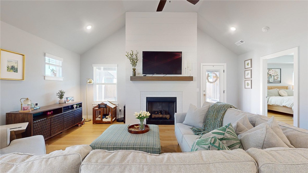 Towne West Sub Ph I - Residential