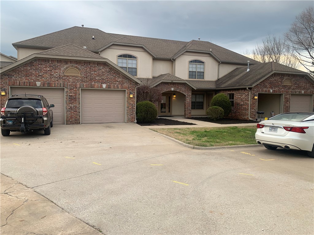 RIGHT ON MLK!!!! 5 Quadplexes for sale as package! Each quadplex has 4 units with 3 bedrooms, 2 bathrooms, washer and dryer, refrigerator, fireplace, and a garage. Great location, just 1.7 miles from the U of A and 1 mile from Dickson St.! Price based on appraisal from 2019! Perfect for short term and executive rentals, AirBNB, college students and quiet area for a small family.