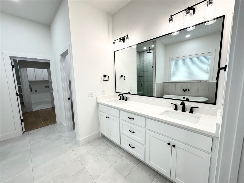 BENEDETTO S/D PH II - Residential