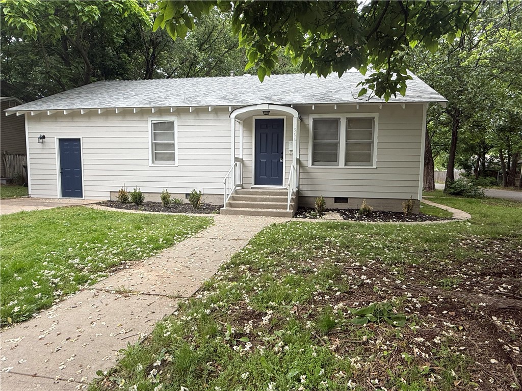 500 W Center Avenue