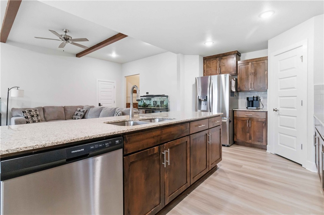 Snyder Grove Sub Ph 2 3 4 - Residential
