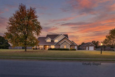 Photo of 209 Ohara Lane, Elm Springs, AR 72762 (MLS # 1365938)