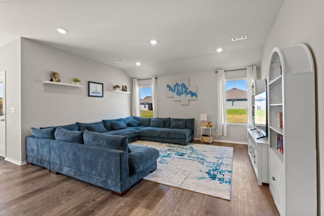 Walnut Hill Sub Ph Iv Pea Ridge - Residential