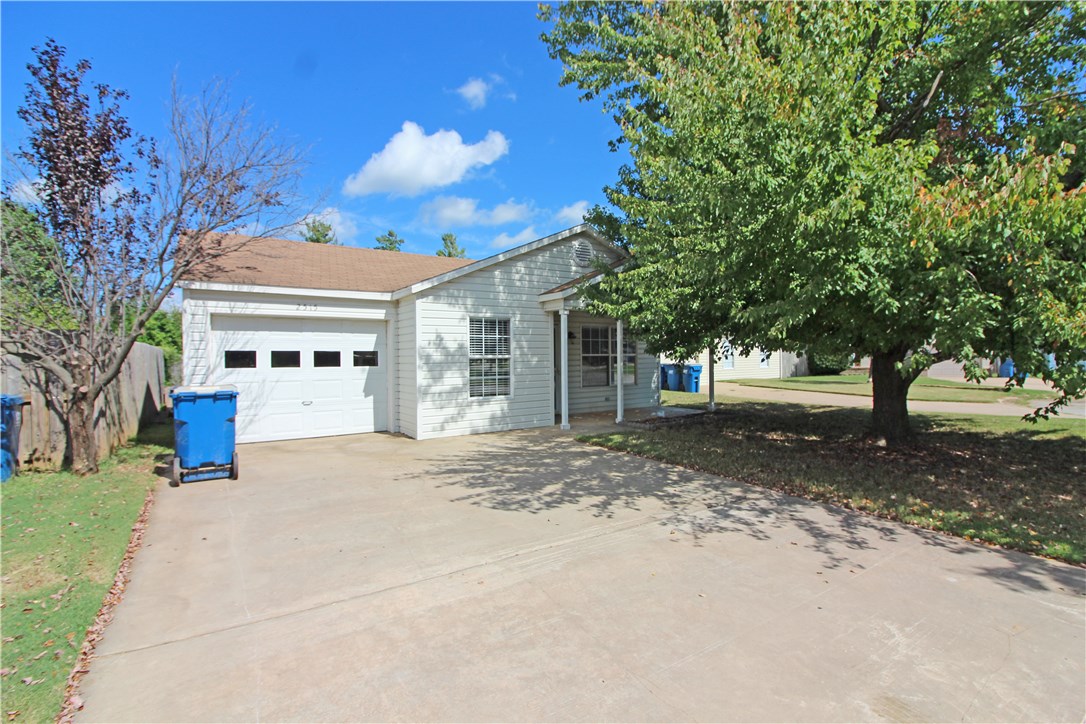 Cute 3 bedroom 2 bath home on East side of town. Close to trails, business district, and sports complex. All appliances convey including washer and dryer Privacy fenced yard with storage unit. Addtl. deposit if pet approved by owner