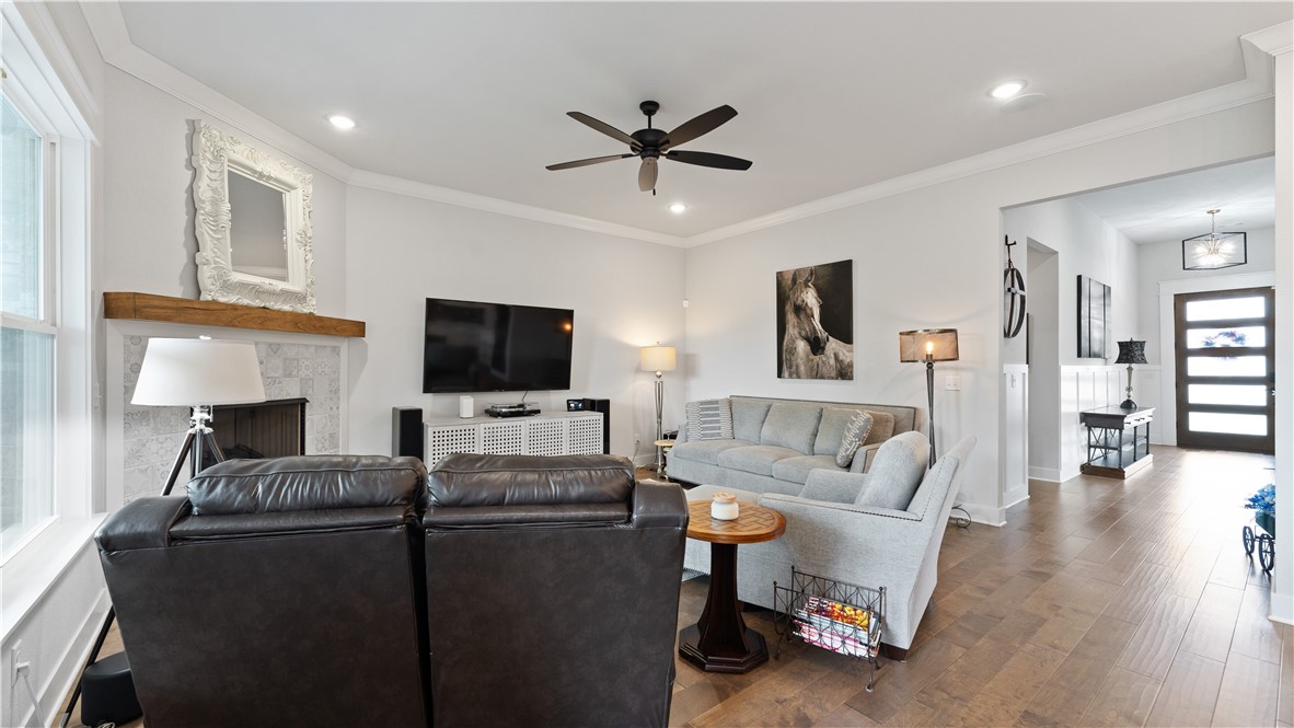 Angel Falls - Residential