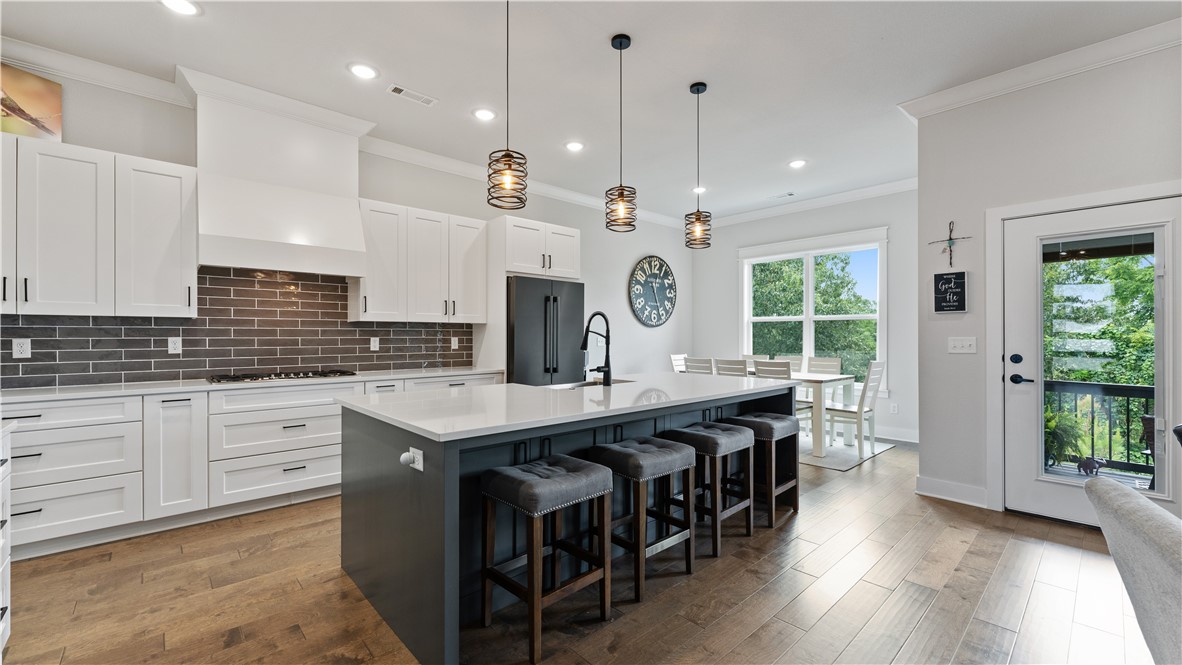 Angel Falls - Residential