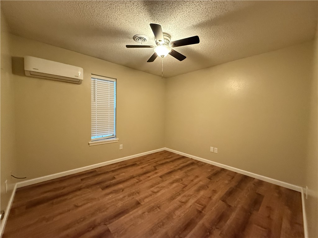 Prairie Oaks II Phase II - Residential Lease