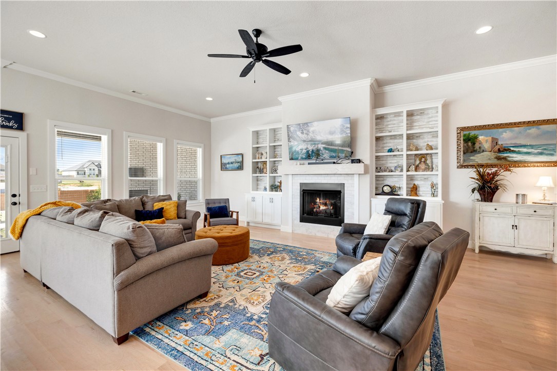 Elm Valley Sub Ph II Elm Spgs - Residential