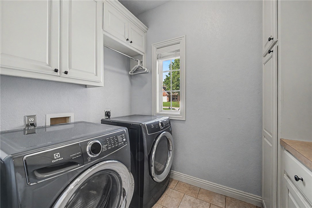 Cross Creek - Residential