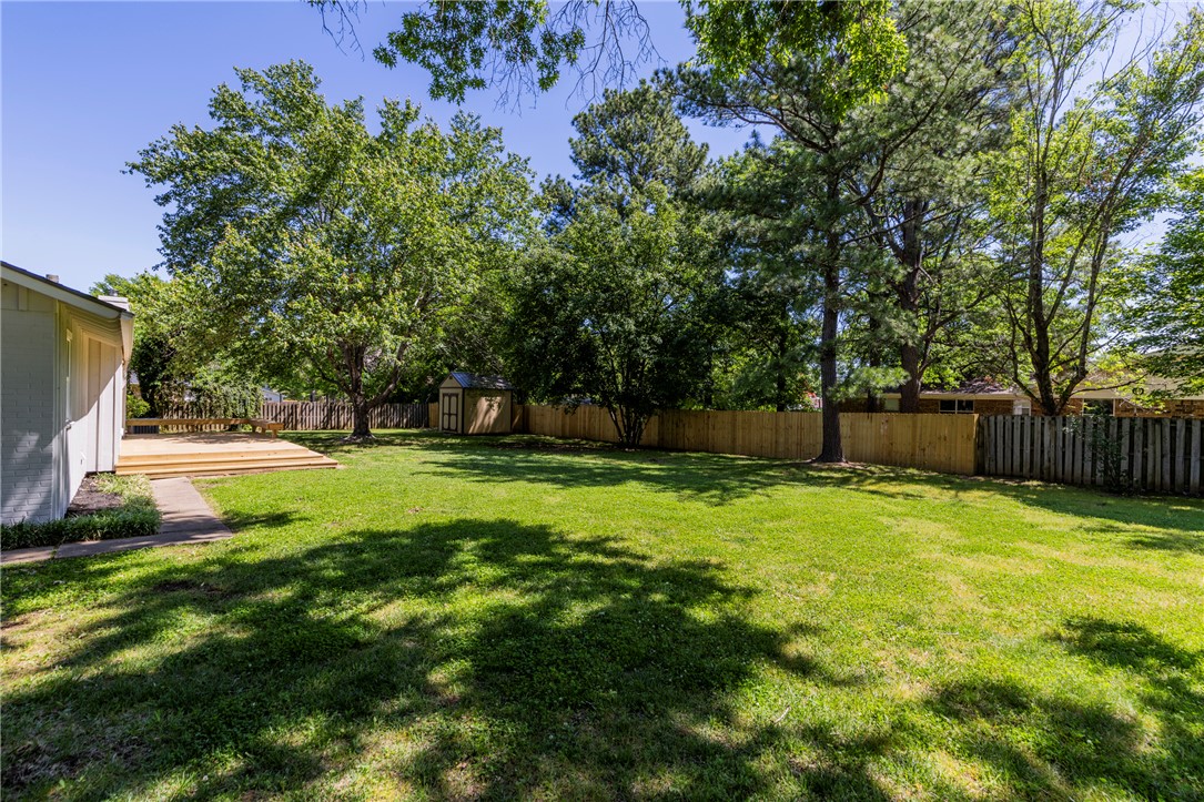 Oaks Manor Sub - Residential