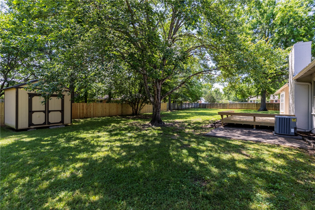 Oaks Manor Sub - Residential