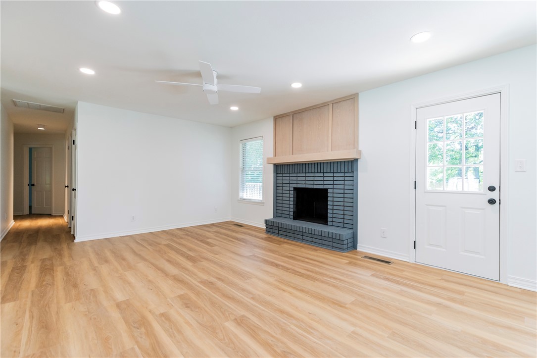 Oaks Manor Sub - Residential