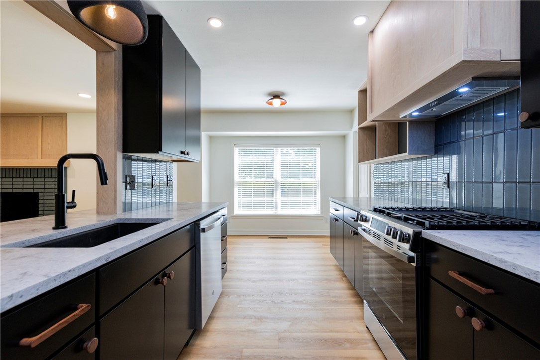 Oaks Manor Sub - Residential