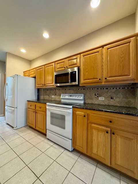 Tanyard Creek Courts Blk 3 Bvv - Residential Lease