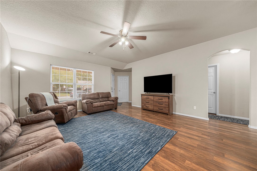 Forest Oaks - Residential