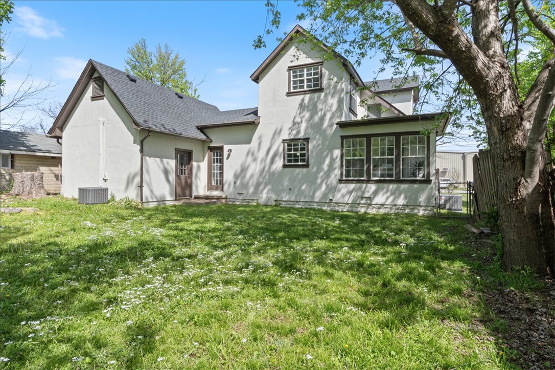 McGaugheys Orchard Add Rogers - Residential