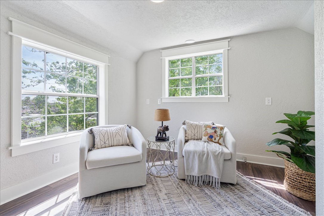 McGaugheys Orchard Add Rogers - Residential