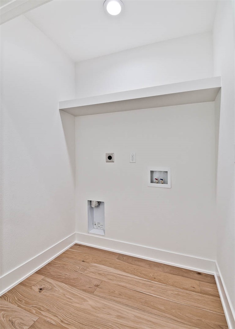 District 9/A - Residential Lease
