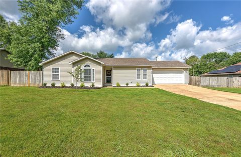 Single Family Residence in Pea Ridge AR 2185 Chapman Lane.jpg