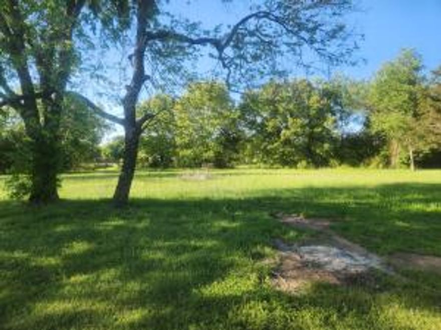 Level lot in Lamar, one of seven being listed. Great location to build your new home.