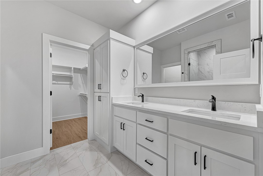 Paradise Park - Residential Lease