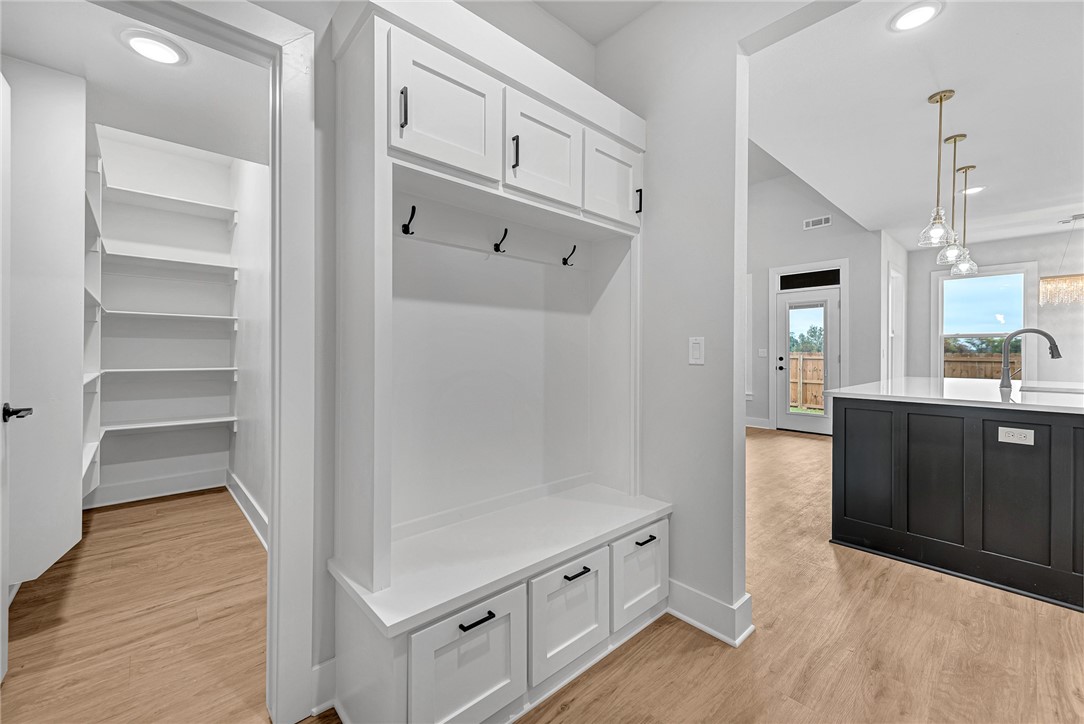 Paradise Park - Residential Lease