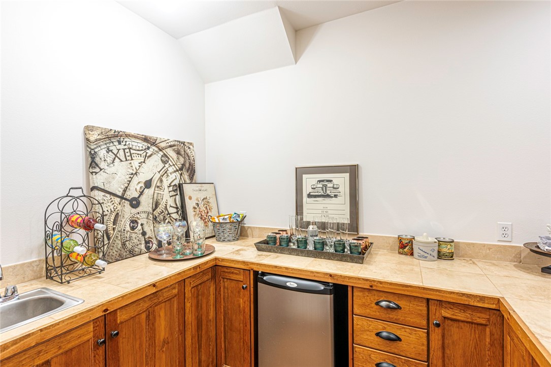 Blue Spgs Village - Residential