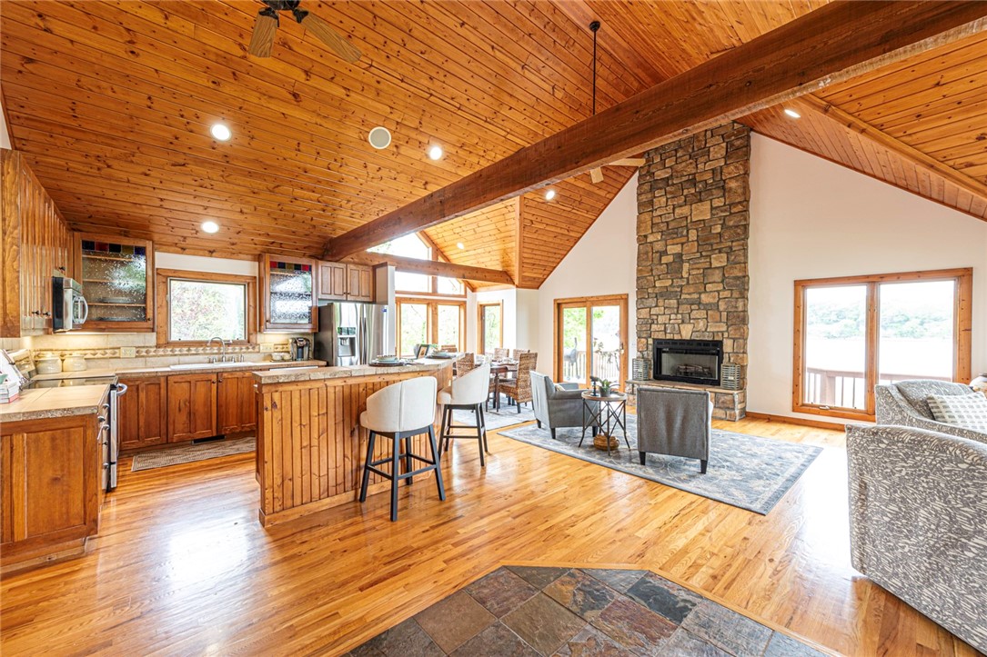 Blue Spgs Village - Residential