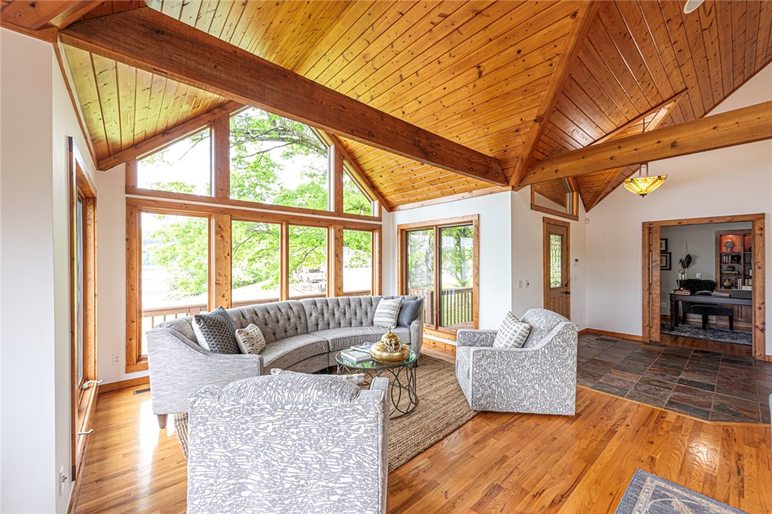 Blue Spgs Village - Residential