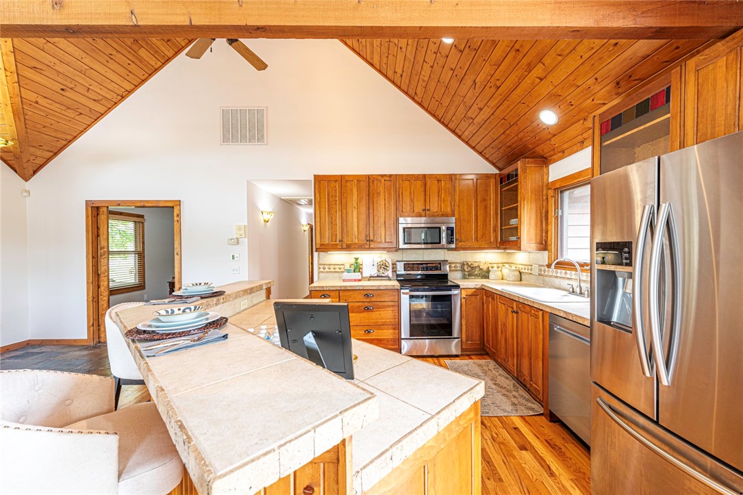 Blue Spgs Village - Residential