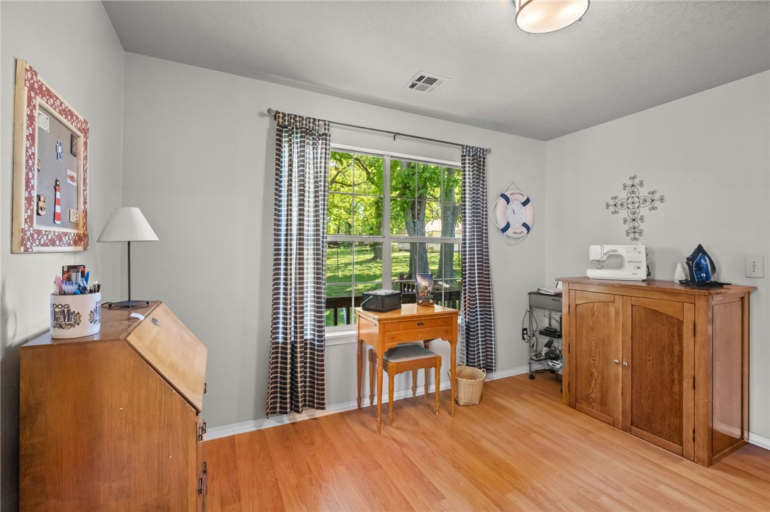 Willows Add Siloam Spgs - Residential