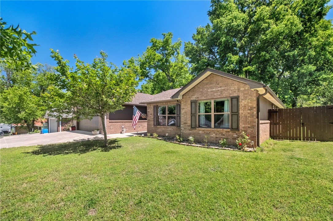 Willows Add Siloam Spgs - Residential