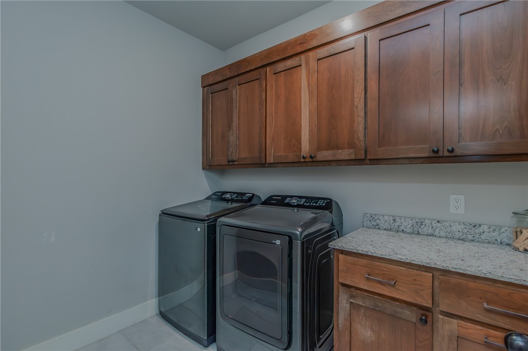 Hickory Meadows Sub Ph 1 - Residential