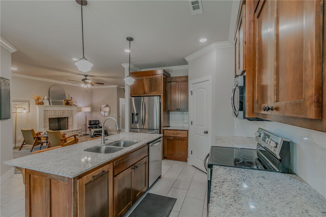 Hickory Meadows Sub Ph 1 - Residential