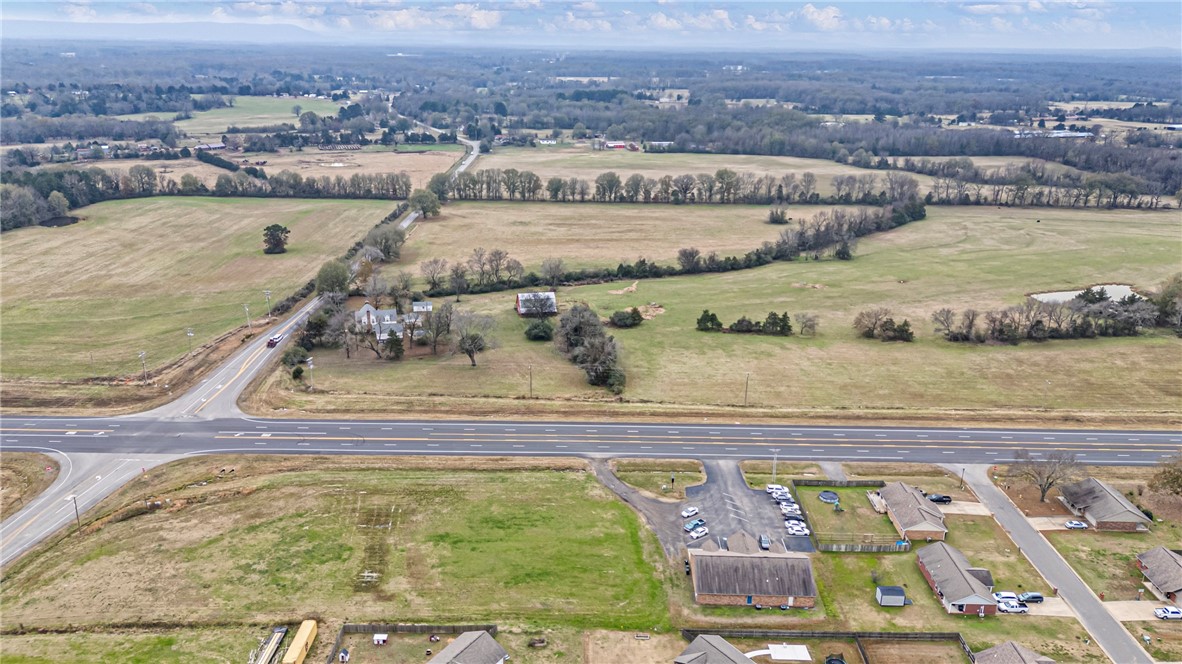 Cocanoughers Corner Comm Park - Land