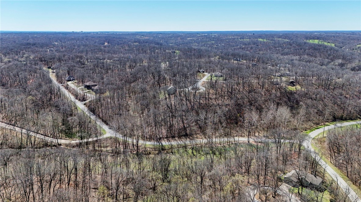 Hampton Sub Bvv - Land